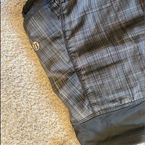 Lululemon Speed Up Shorts Size 4